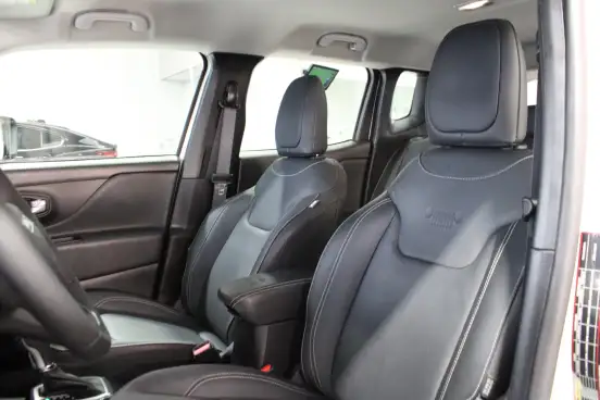 JEEP-RENEGADE-2024