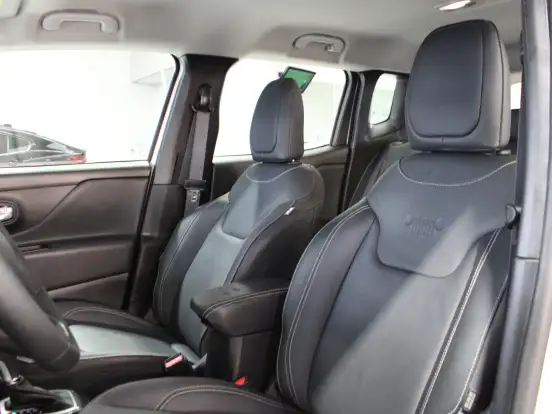 JEEP-RENEGADE-1.3 T270 TURBO FLEX NIGHT EAGLE AT6 JEEP-RENEGADE-2024