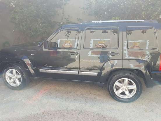 JEEP-CHEROKEE-3.7 LIMITED 4X4 V6 12V GASOLINA 4P AUTOMÁTICO JEEP-CHEROKEE-2010