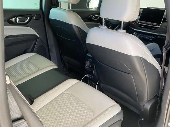 JEEP-COMMANDER-2.0 TD380 TURBO DIESEL OVERLAND AT9 JEEP-COMMANDER-2022