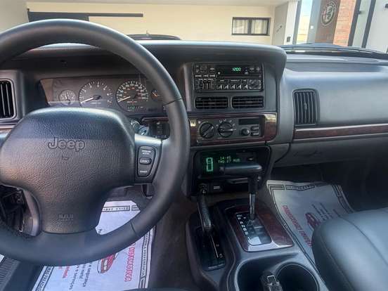JEEP-GRAND CHEROKEE-5.9 LIMITED LX 4X4 V8 16V GASOLINA 4P AUTOMÁTICO JEEP-GRAND CHEROKEE-1997