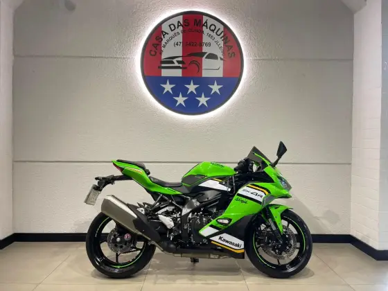 KAWASAKI NINJA ZX-4RR KAWASAKI NINJA ZX-4RR