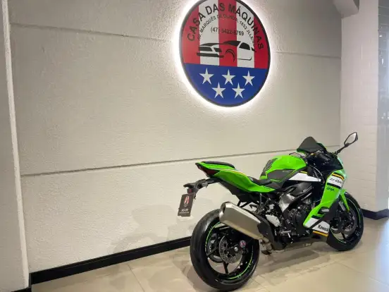 KAWASAKI-NINJA ZX-4RR-2025