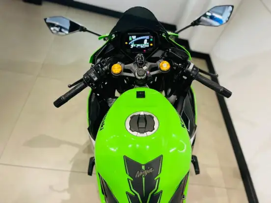 KAWASAKI-NINJA ZX-4RR KAWASAKI-NINJA ZX-4RR-2025