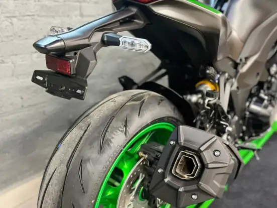 KAWASAKI-Z1100 SE KAWASAKI-Z1100 SE-2026
