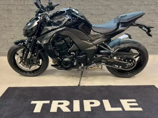 KAWASAKI-Z1100 KAWASAKI-Z1100-2026