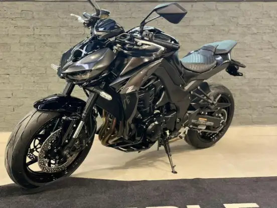 KAWASAKI-Z1100 KAWASAKI-Z1100-2026