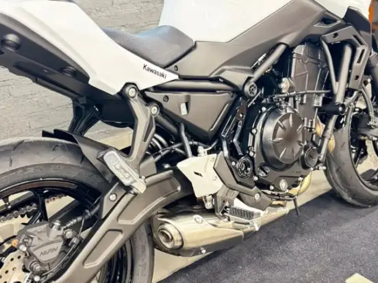 KAWASAKI-Z650 ABS KAWASAKI-Z650 ABS-2026