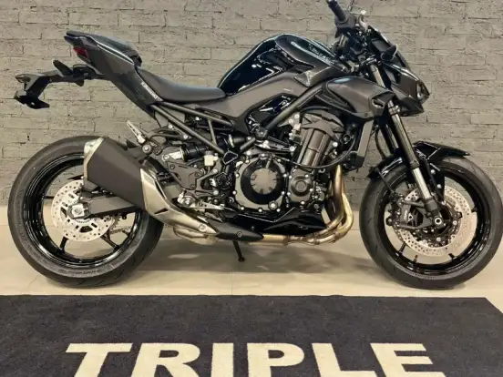KAWASAKI-Z900 KAWASAKI-Z900-2026
