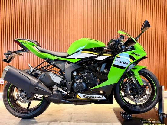 KAWASAKI-NINJA ZX-6R-2025