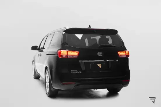 KIA-CARNIVAL-2017