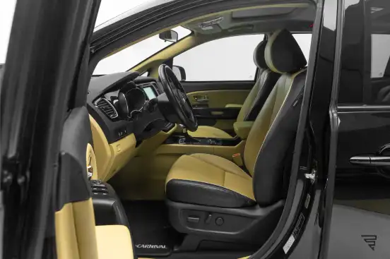KIA-CARNIVAL-2017