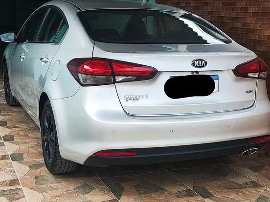 KIA-CERATO-1.6 SX 16V FLEX 4P AUTOMÁTICO KIA-CERATO-2018