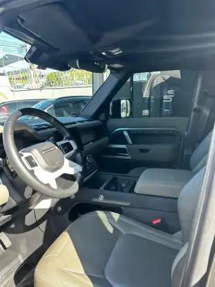 LAND ROVER-DEFENDER-2023