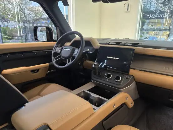 LAND ROVER-DEFENDER-2026
