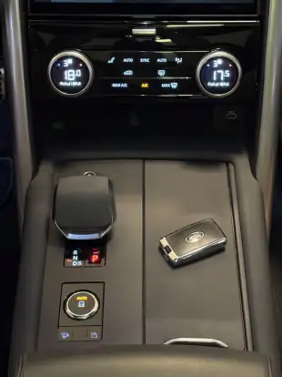 LAND ROVER-DISCOVERY-2023