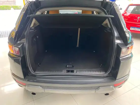 LAND ROVER-RANGE ROVER EVOQUE-2.0 PURE 4WD 16V GASOLINA 4P AUTOMÁTICO LAND ROVER-RANGE ROVER EVOQUE-2014