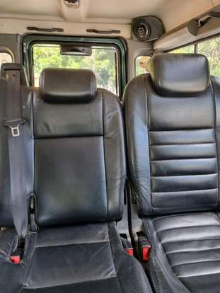 LAND ROVER-DEFENDER-2009