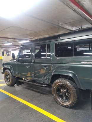 LAND ROVER-DEFENDER-2009