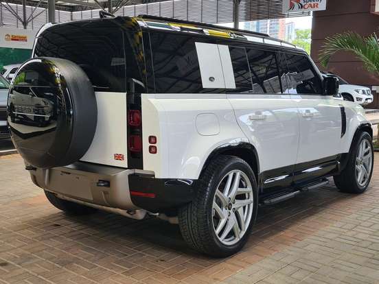 LAND ROVER-DEFENDER-2.0 P400e PHEV 110 X-DYNAMIC HSE AWD AUTOMÁTICO LAND ROVER-DEFENDER-2024