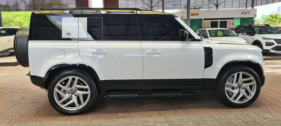 LAND ROVER-DEFENDER-2.0 P400e PHEV 110 X-DYNAMIC HSE AWD AUTOMÁTICO LAND ROVER-DEFENDER-2024