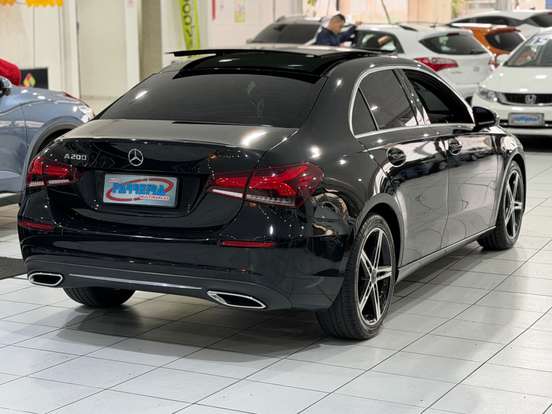 MERCEDES-BENZ-A 200-2020