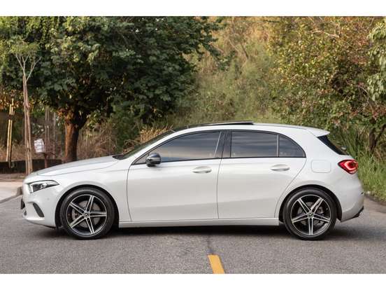 MERCEDES-BENZ-A 250-2022