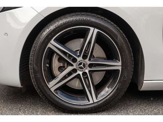 MERCEDES-BENZ-A 250-2.0 CGI GASOLINA 7G-DCT MERCEDES-BENZ-A 250-2022