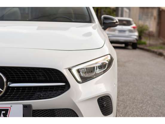 MERCEDES-BENZ-A 250-2022