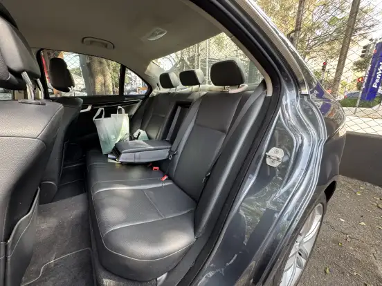 MERCEDES-BENZ-C 180-2013