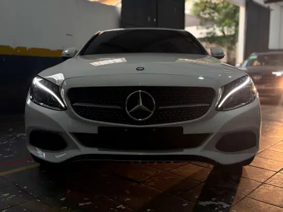 MERCEDES-BENZ-C 200-2.0 CGI AVANTGARDE 16V GASOLINA 4P AUTOMÁTICO MERCEDES-BENZ-C 200-2015