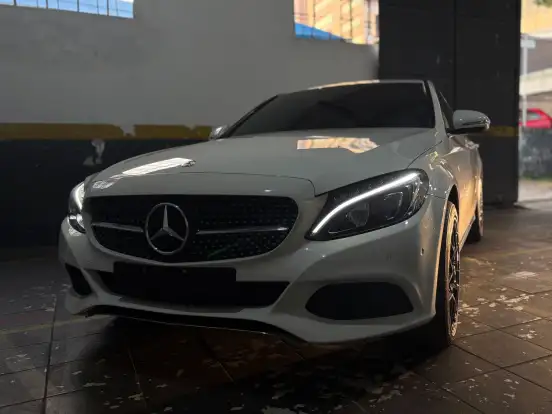 MERCEDES-BENZ-C 200-2.0 CGI AVANTGARDE 16V GASOLINA 4P AUTOMÁTICO MERCEDES-BENZ-C 200-2015