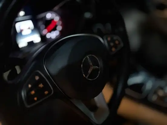 MERCEDES-BENZ-C 200-2.0 CGI AVANTGARDE 16V GASOLINA 4P AUTOMÁTICO MERCEDES-BENZ-C 200-2015