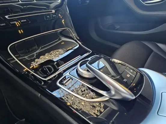 MERCEDES-BENZ-C 200-2.0 CGI AVANTGARDE 16V GASOLINA 4P AUTOMÁTICO MERCEDES-BENZ-C 200-2015