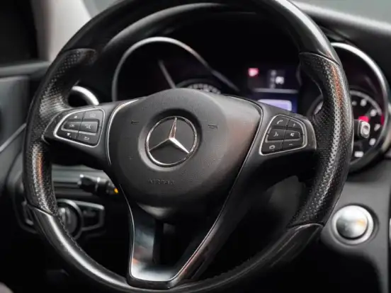 MERCEDES-BENZ-C 200-2.0 CGI AVANTGARDE 16V GASOLINA 4P AUTOMÁTICO MERCEDES-BENZ-C 200-2016