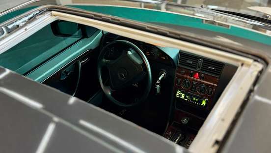 MERCEDES-BENZ-C 280-1996