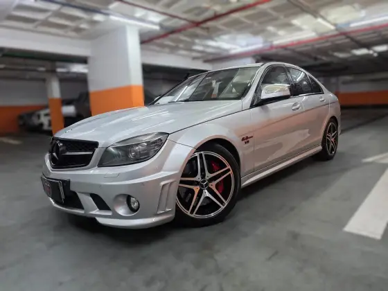 MERCEDES-BENZ C 63 AMG 6.3 SEDAN V8 GASOLINA 4P AUTOMATICO