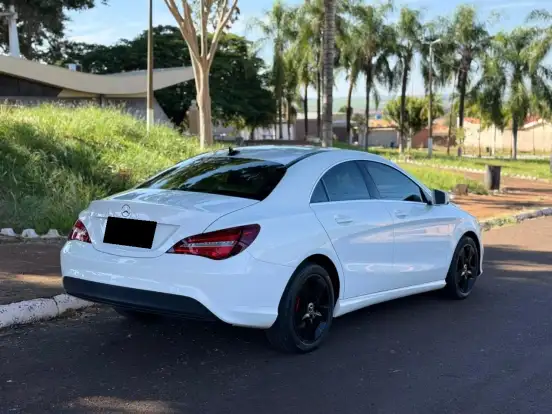 MERCEDES-BENZ-CLA 180-1.6 CGI GASOLINA 7G-DCT MERCEDES-BENZ-CLA 180-2018