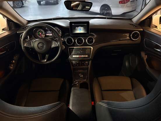 MERCEDES-BENZ-CLA 180-1.6 CGI GASOLINA 7G-DCT MERCEDES-BENZ-CLA 180-2018