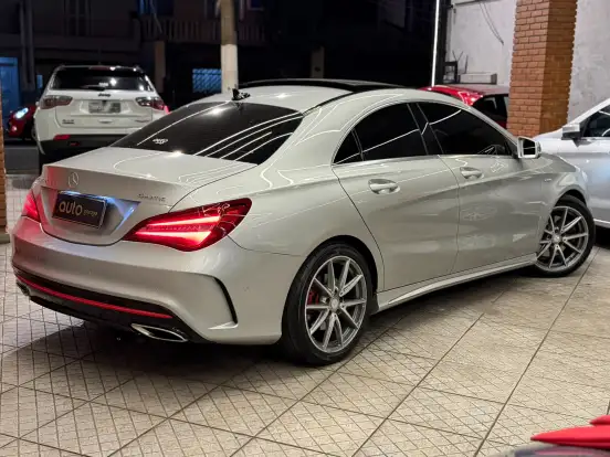 MERCEDES-BENZ-CLA 250-2.0 SPORT 16V TURBO GASOLINA 4P AUTOMÁTICO MERCEDES-BENZ-CLA 250-2017