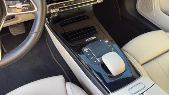 MERCEDES-BENZ-CLA 250-2020