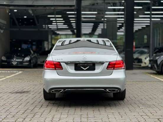 MERCEDES-BENZ-E 250-2.0 AVANTGARDE 16V TURBO GASOLINA 4P AUTOMÁTICO MERCEDES-BENZ-E 250-2014