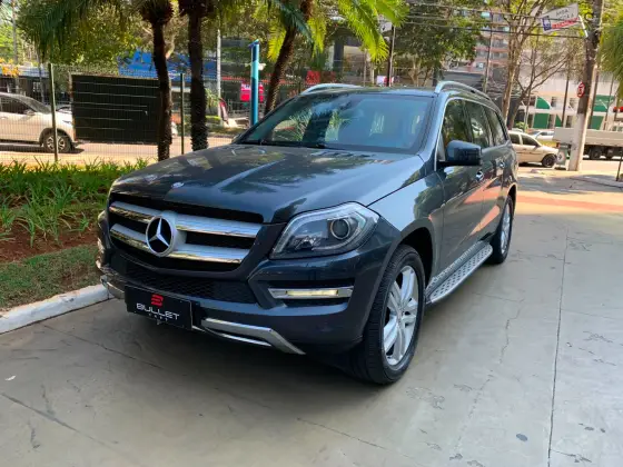 MERCEDES-BENZ GL 500 4.7 V8 4X4 GASOLINA 4P AUTOMÁTICO MERCEDES-BENZ GL 500 4.7 V8 4X4 GASOLINA 4P AUTOMÁTICO
