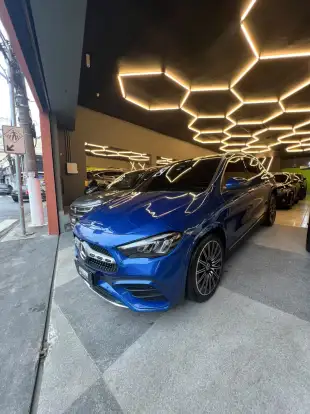 MERCEDES-BENZ-GLA 200-2024