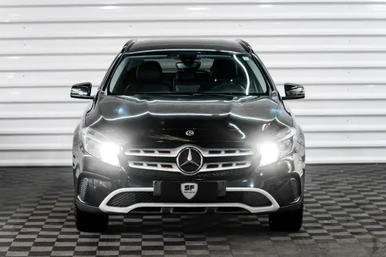 MERCEDES-BENZ GLA 200 1.6 CGI FLEX STYLE 7G-DCT