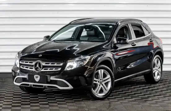 MERCEDES-BENZ-GLA 200-1.6 CGI FLEX STYLE 7G-DCT MERCEDES-BENZ-GLA 200-2018