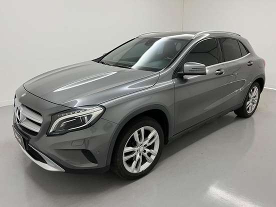 MERCEDES-BENZ-GLA 200-1.6 CGI ADVANCE 16V TURBO FLEX 4P AUTOMÁTICO MERCEDES-BENZ-GLA 200-2015