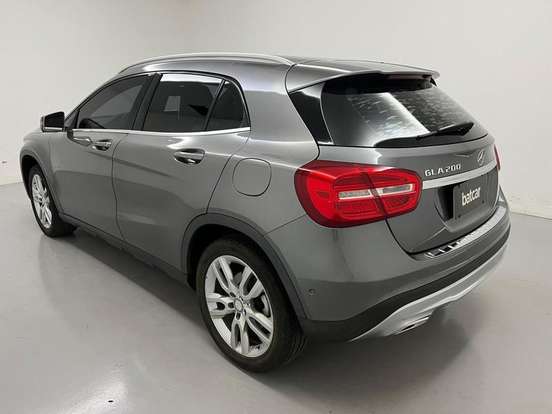 MERCEDES-BENZ-GLA 200-1.6 CGI ADVANCE 16V TURBO FLEX 4P AUTOMÁTICO MERCEDES-BENZ-GLA 200-2015