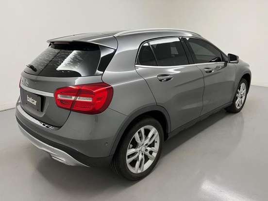 MERCEDES-BENZ-GLA 200-1.6 CGI ADVANCE 16V TURBO FLEX 4P AUTOMÁTICO MERCEDES-BENZ-GLA 200-2015