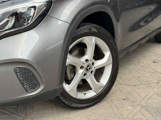 MERCEDES-BENZ-GLA 200-1.6 CGI FLEX ADVANCE 7G-DCT MERCEDES-BENZ-GLA 200-2019